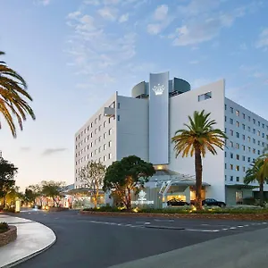 crown-promenade-perth.hotelsperth.org/
