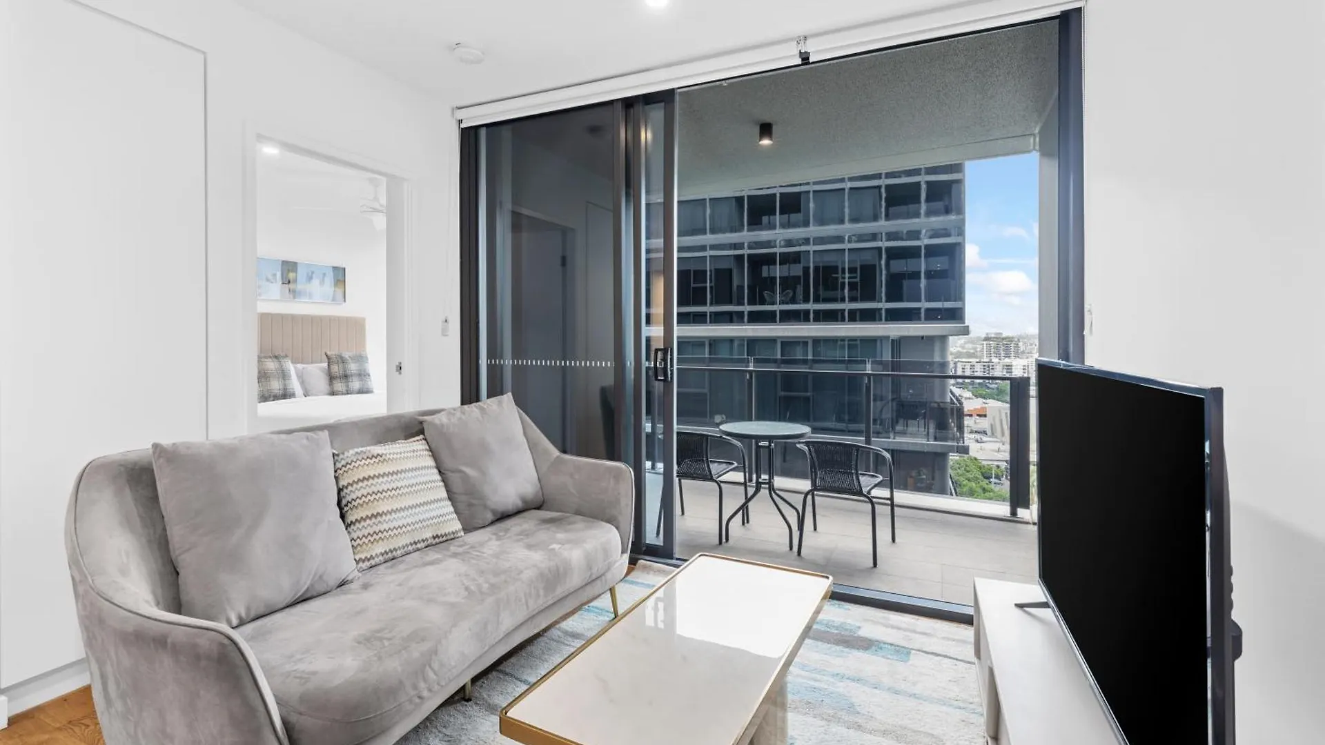 Brisbane One Apartments By Cllix 4*,