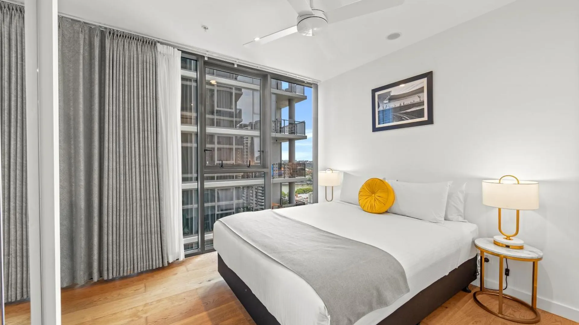 アパートホテル Brisbane One Apartments By Cllix